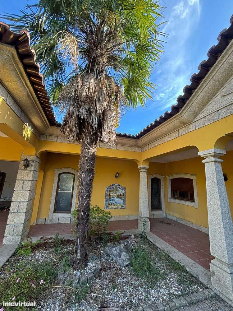 Imóvel de banco : apresente-nos a sua e-27