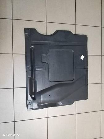 OSŁONA POD Skrzynię biegow Audi 100 90-94 A4 94-97 A0805886P - 1