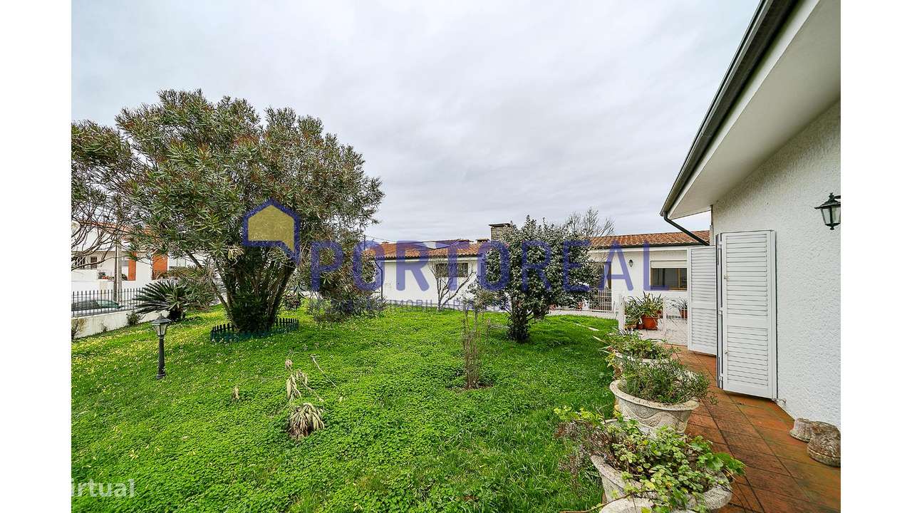 Moradia Isolada perto Praia Granja-34