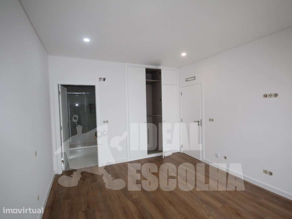 MORADIA 685 000€ FOROS DE AMORA.-8