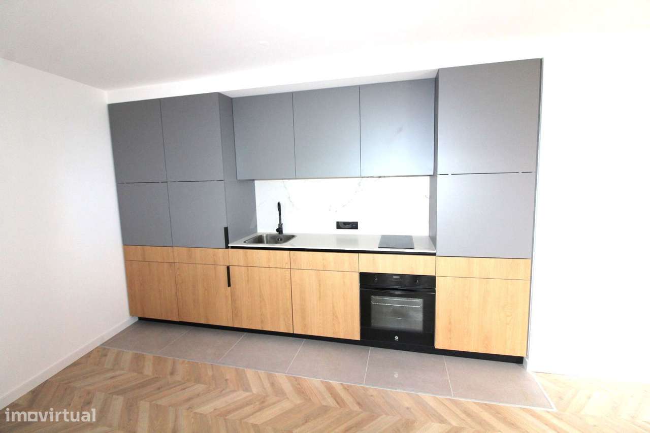 Apartamento T1 NOVO - Leiria-0