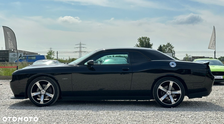 Dodge Challenger - 7