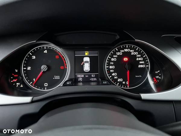 Audi A4 Avant 2.0 TDI DPF Ambiente - 28