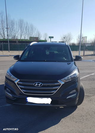 Hyundai Tucson - 2