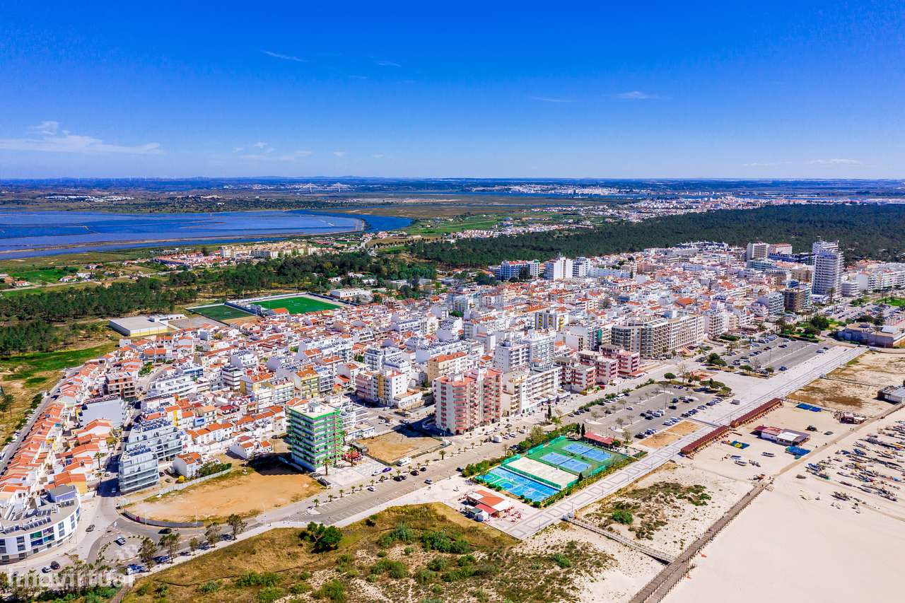 Apartamento T2 em Monte Gordo, Vila Real de Santo António.-17