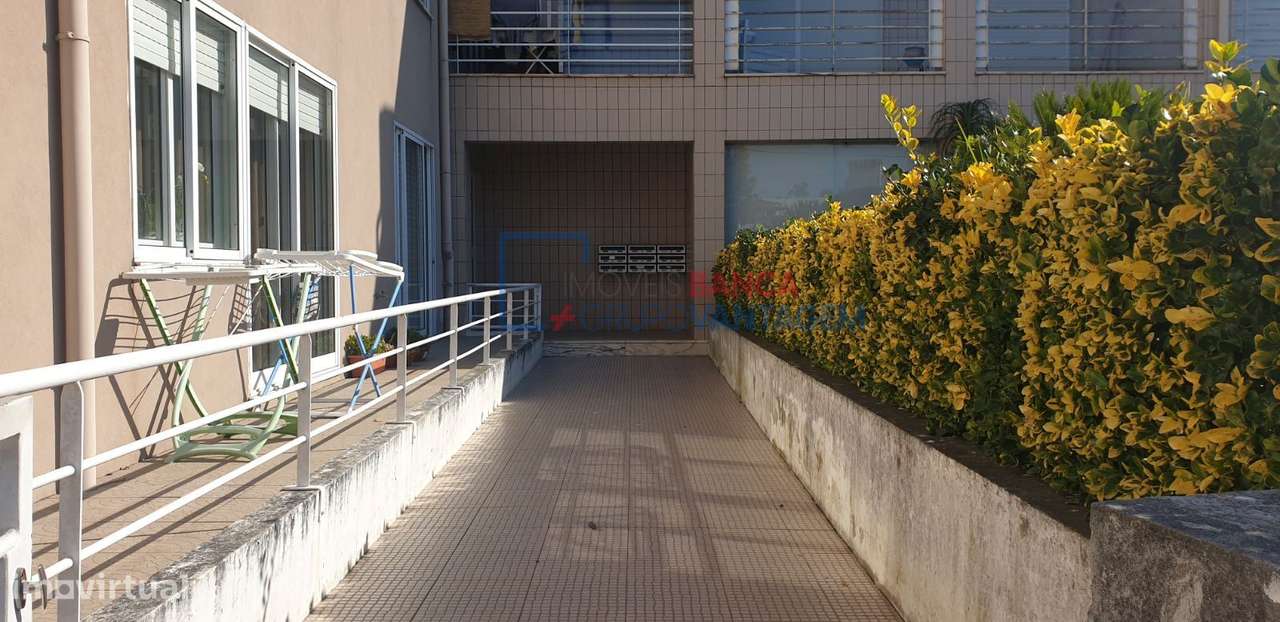 Apartamento T2+1 c/ Lugar de Garagem - Grande imagem: 1/10