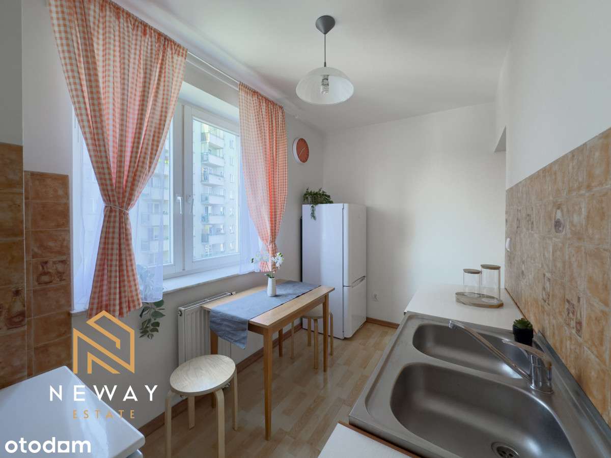 Pokój z kuchnią i komórką lok. tuż przy tramwaju!-4