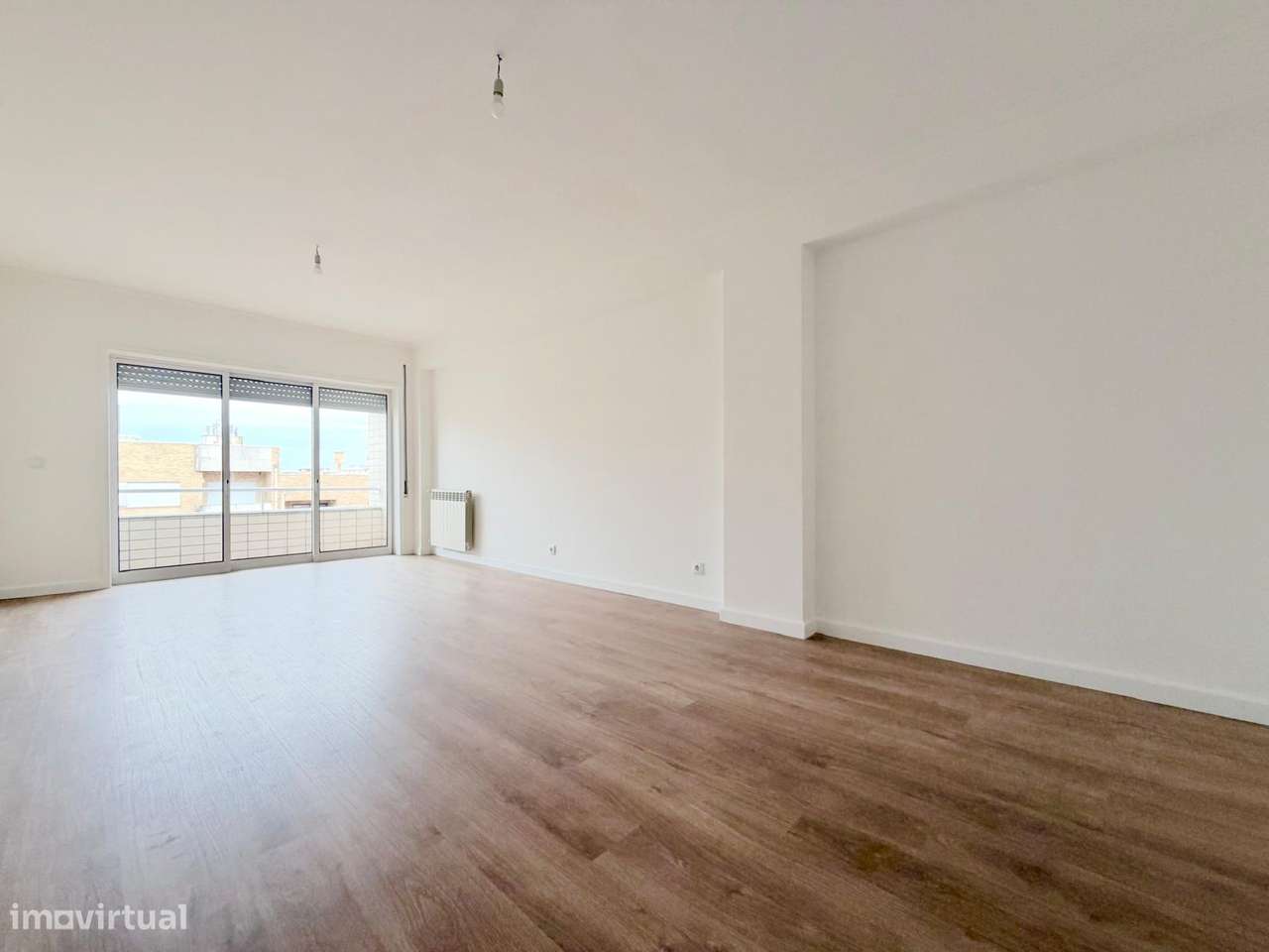 Apartamento T3 com elevador e garagem em Lamaçães-9