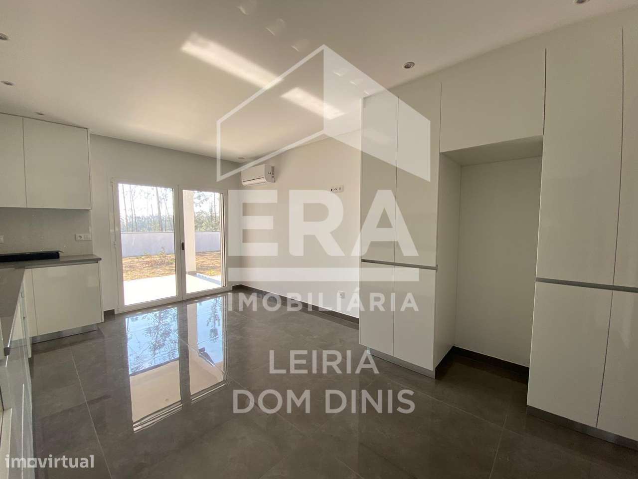 Moradia T3 Nova em Leiria-6