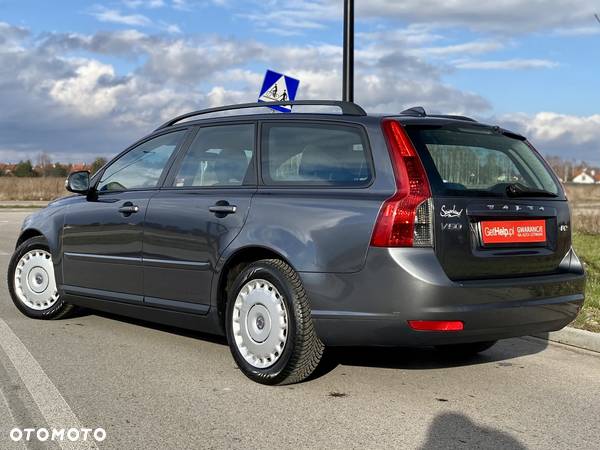 Volvo V50 D2 - 4