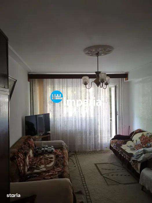 Apartament 2 cam, decomandat circular, de vanzare in zona Copou - Parc - Imagine principală: 3/8