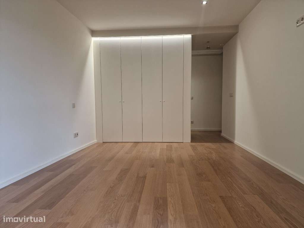 Apartamento T3 Novo com Varanda | Centro da Maia - Grande imagem: 4/29