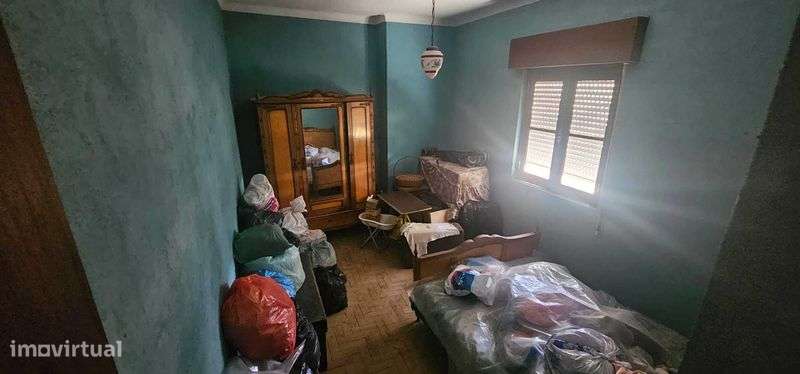 Casa 4 quartos 2wc 5080m² - Grande imagem: 4/5