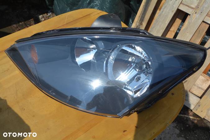 Ford Focus 1 lampa przednia lewa - 1