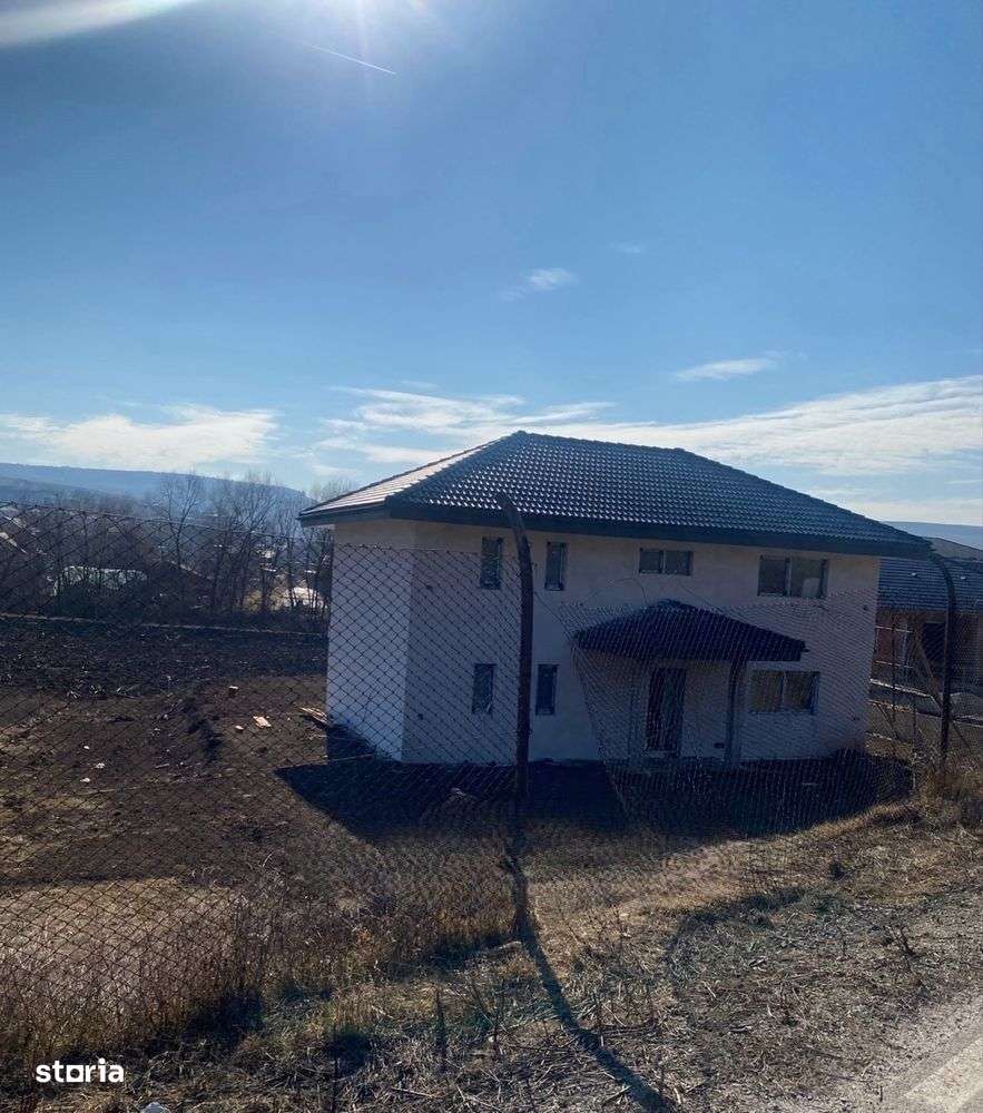 Casa individuala, 4 camere, 147mp, zona Sun Garden