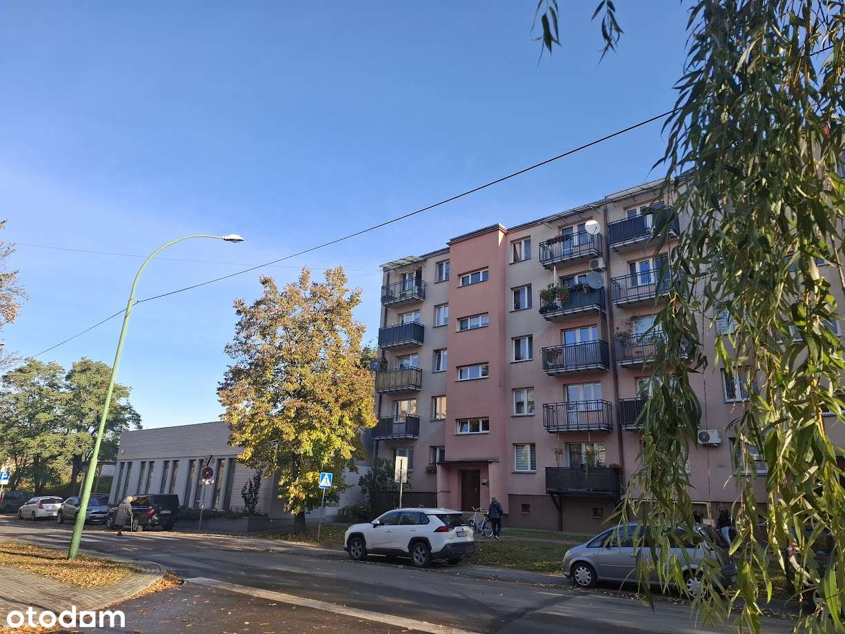 Mieszkanie Mielec ul. Biernackiego, 48 m2, 3 pokoje, IV p, balkon - Pełny obrazek: 2/11