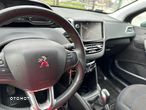 Peugeot 208 1.2 PureTech Style - 6