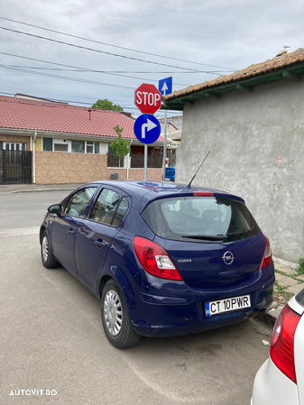 Opel Corsa 1.2 Essentia - 3