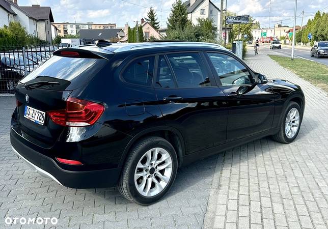 BMW X1 sDrive16d Sport Line - 7