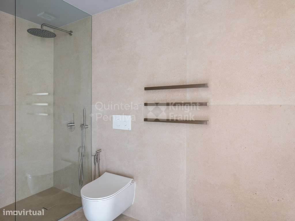 Apartamento T2 com estacionamento e arrecadação , Avenidas Novas - Grande imagem: 5/27