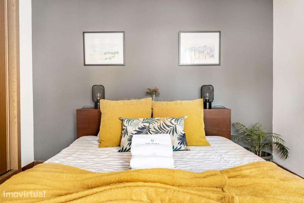 Moradia T4 na Praia da Areia Branca para Investimento ou Habitação Pró-12