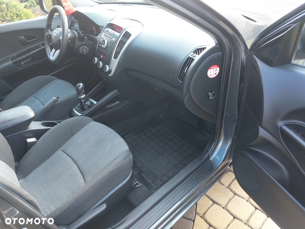 Kia Ceed Cee'd 1.4 Comfort - 15