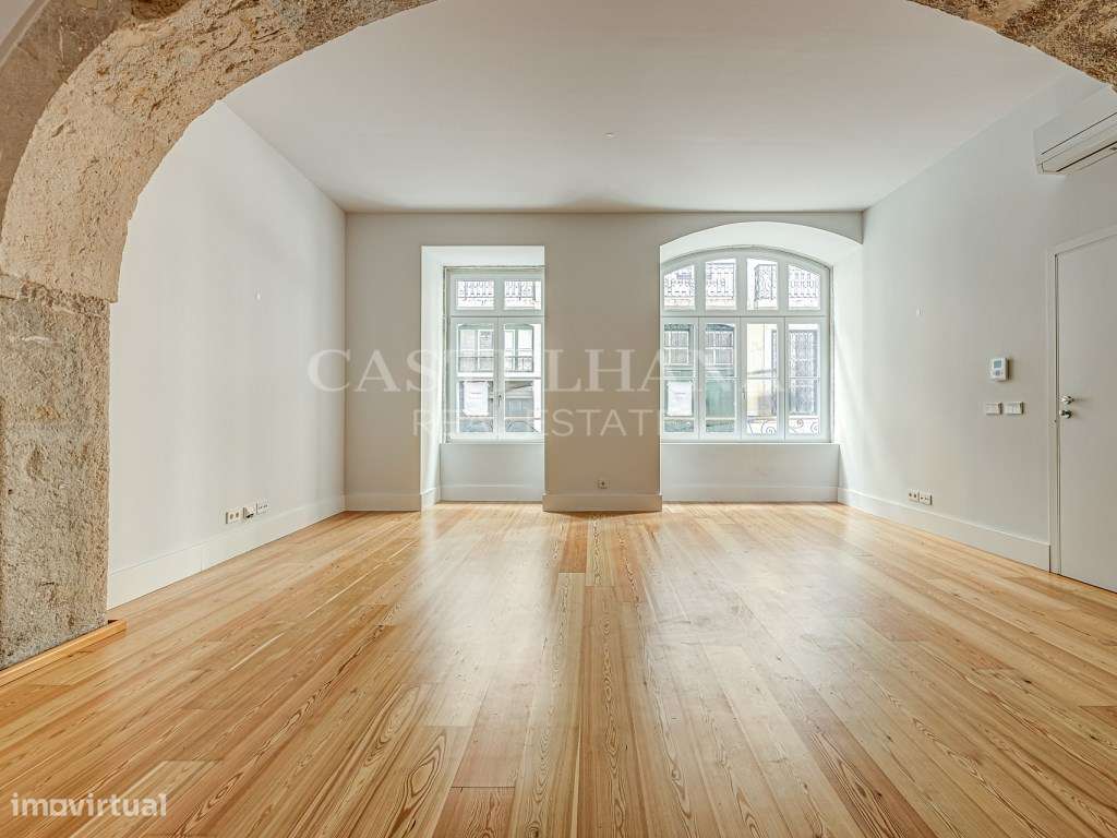 Apartamento T1 com pátio situado no Chiado, Lisboa - Grande imagem: 4/16