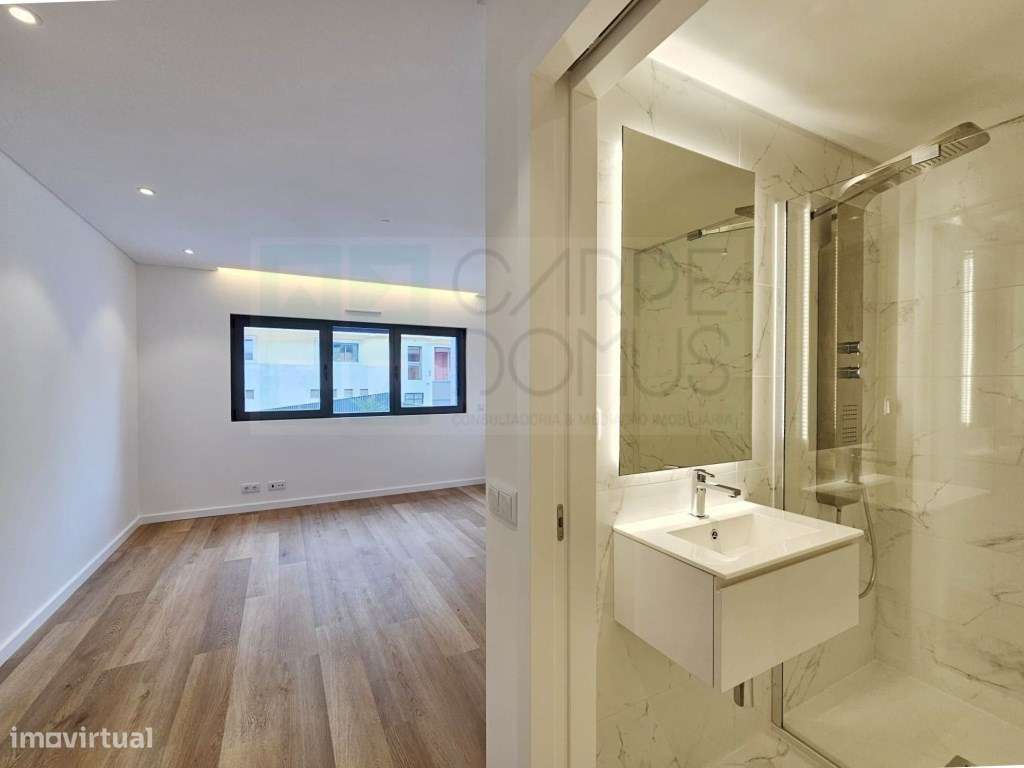 Espaçoso apartamento T2, terraço e garagem, em Cascais - Grande imagem: 5/42