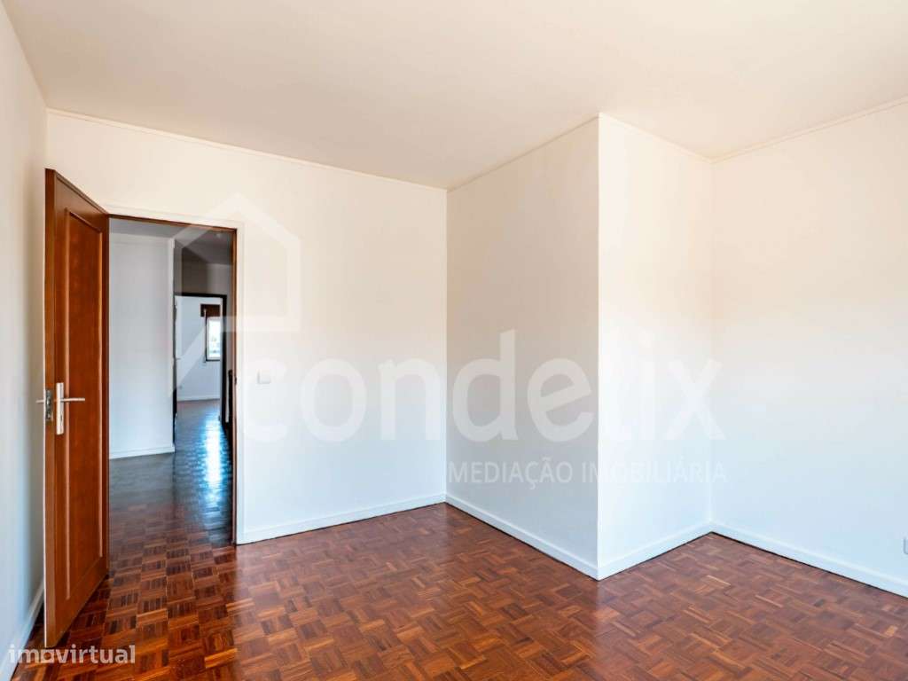 Duplex T6 para venda no Candal, Vila Nova de Gaia-25