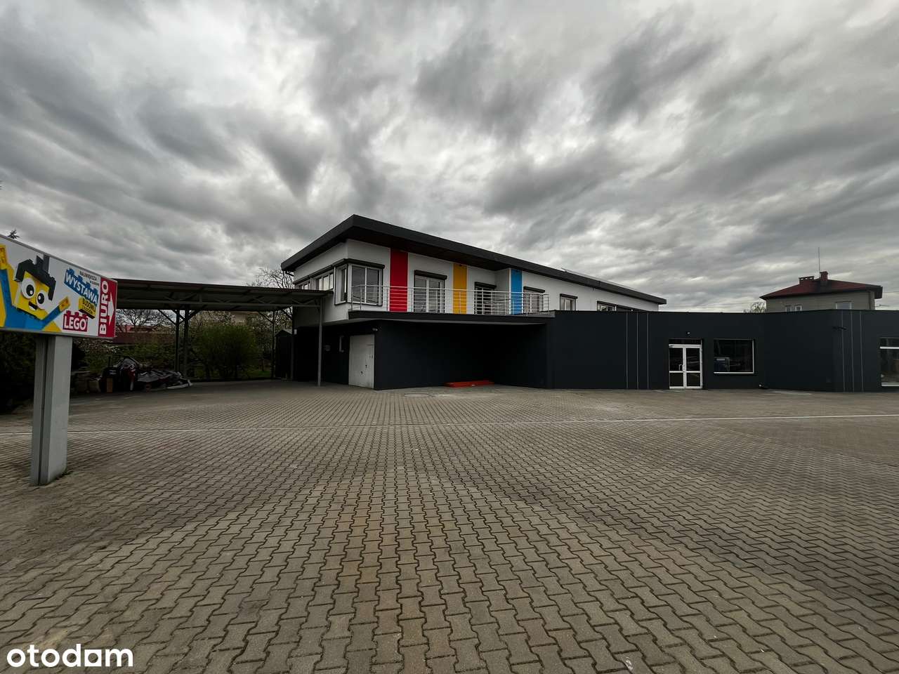 NOWA NIŻSZA CENA! Budynek handl.-usł.-biur. z parkingiem i ogrodzeniem - Pełny obrazek: 1/20