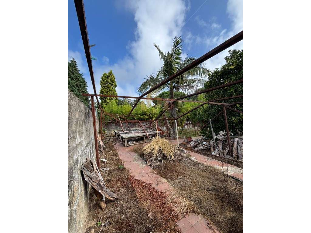 Terreno com 1120m2 em Arcozelo-16