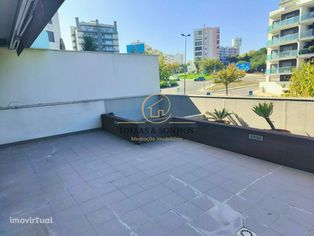 Apartamento T2 c/ Terraço, Feijó - Almada