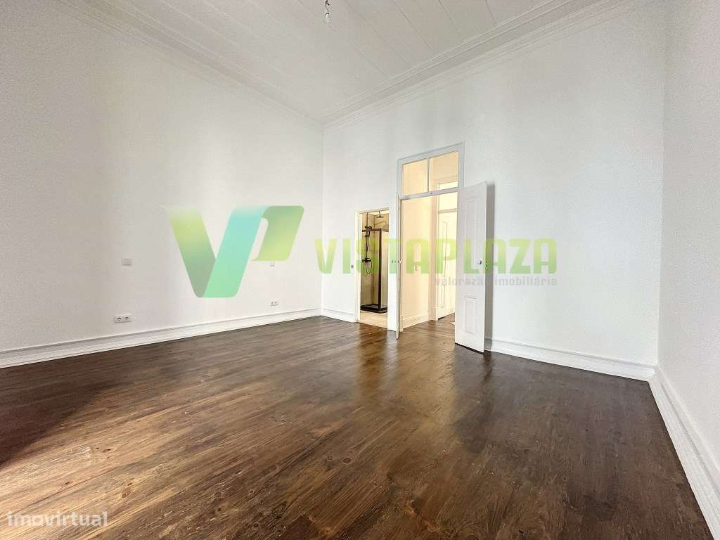 Moradia Geminada T2+2 Remodelada com Garagem, Espaço Exterior e Exc...-23
