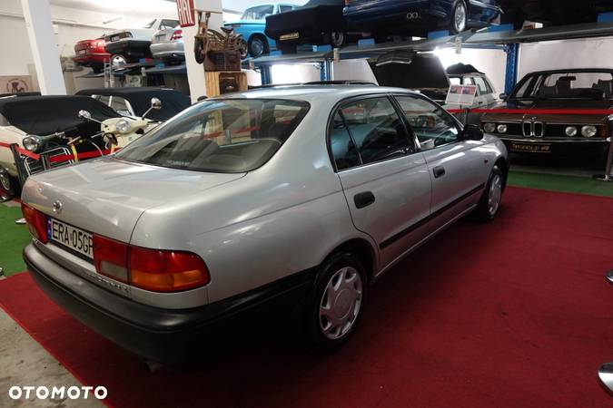 Toyota Carina E 1.6 GLi - 4