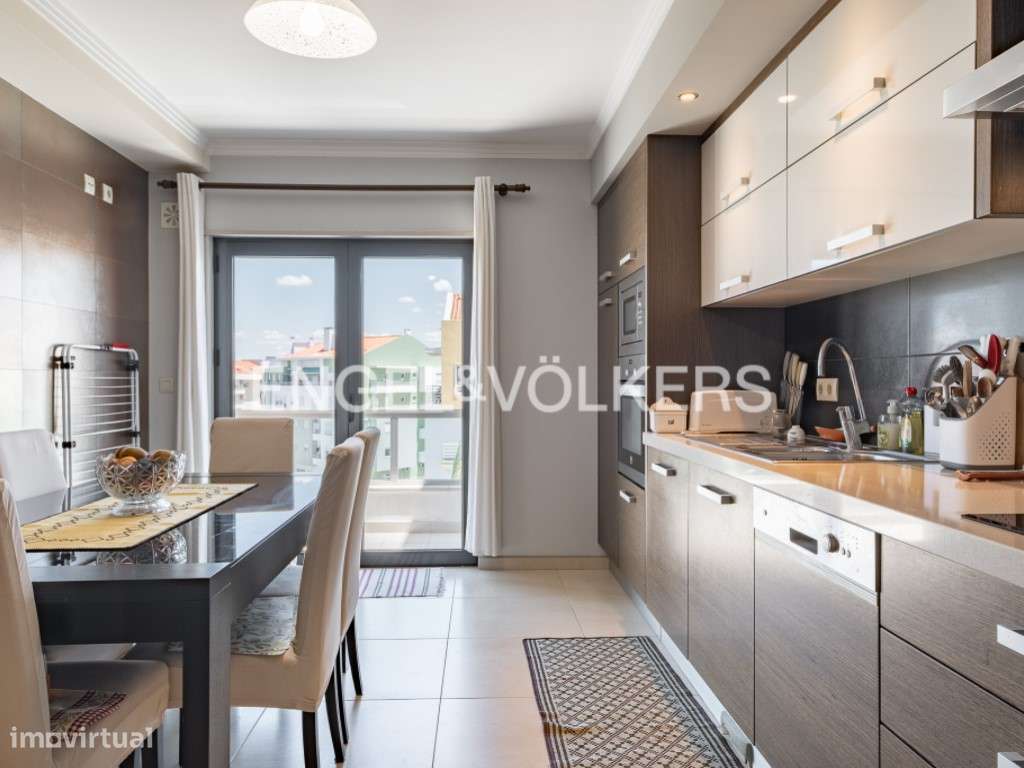 Exclusivo Duplex T2+1 com Terraço Privativo e Vista Panorâmica-6
