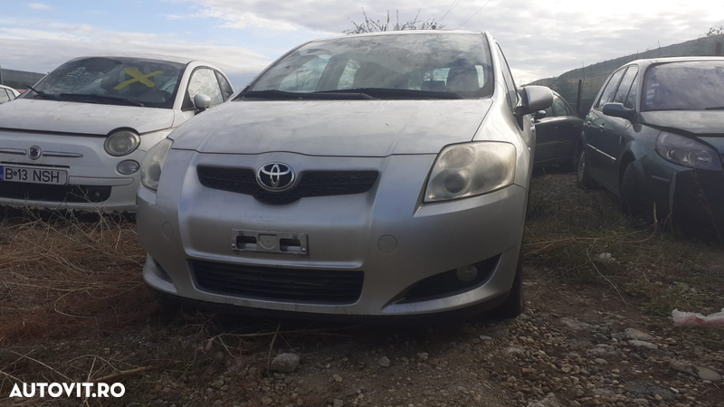 Alternator Toyota Auris 1.6 benzina - 2