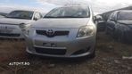 Alternator Toyota Auris 1.6 benzina - 2