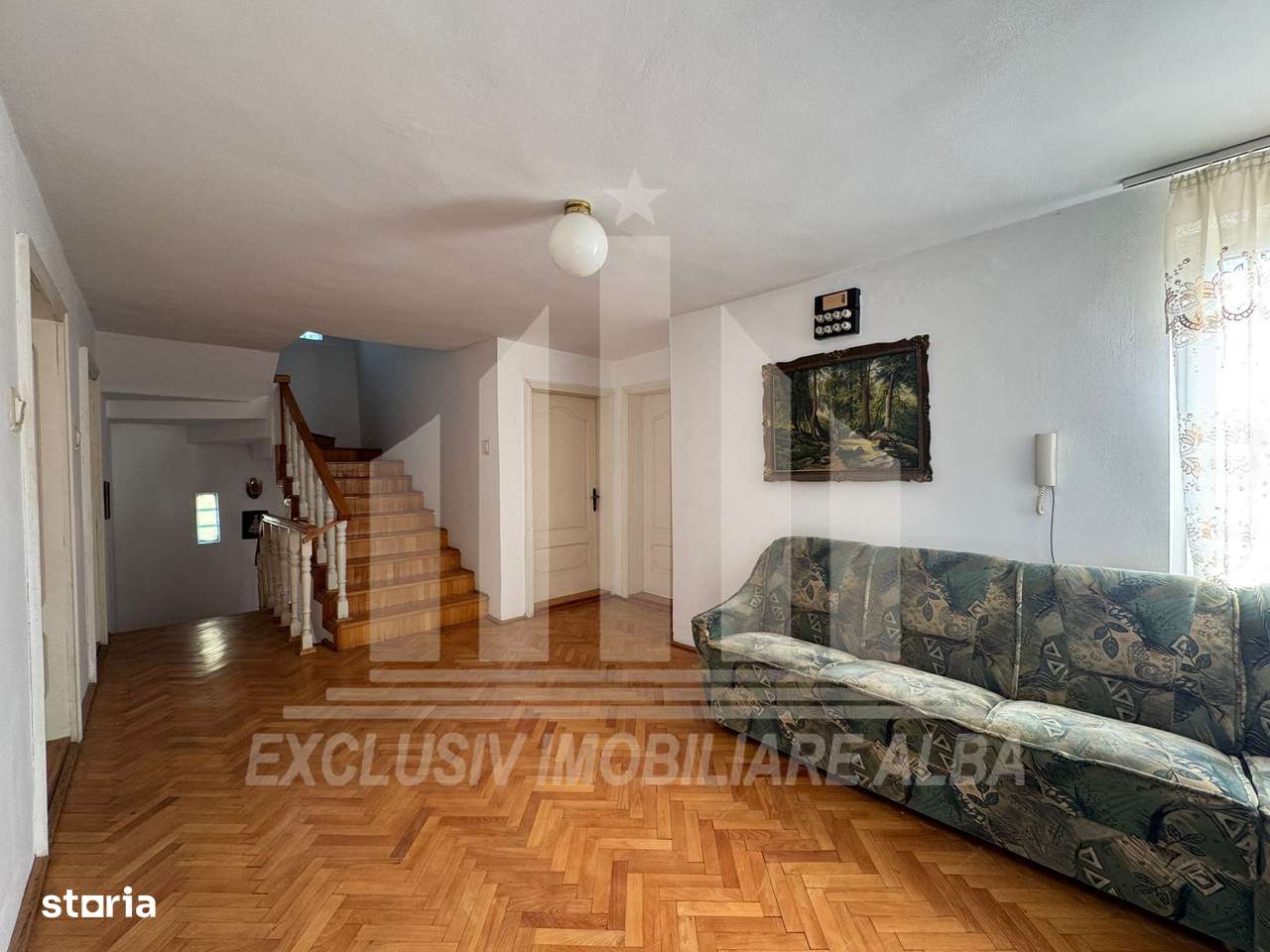 Casa individuala | Pensiune | 320 mp | 750 mp teren | Cetate-7