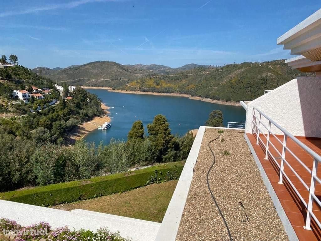 Magnífico apartamento T1+1 na margem da albufeira de Castelo de Bode