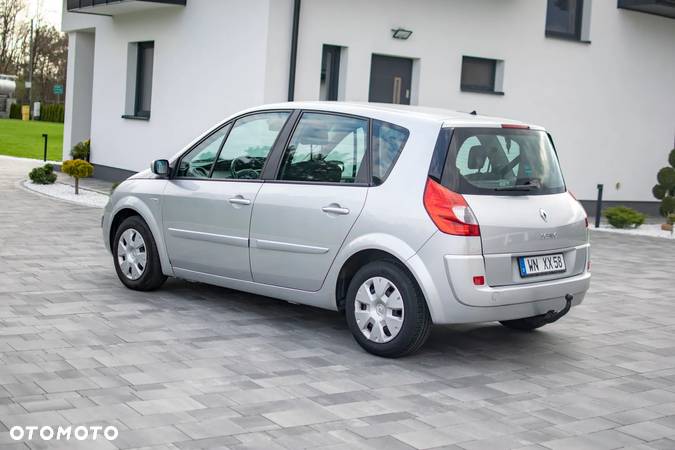 Renault Scenic - 17