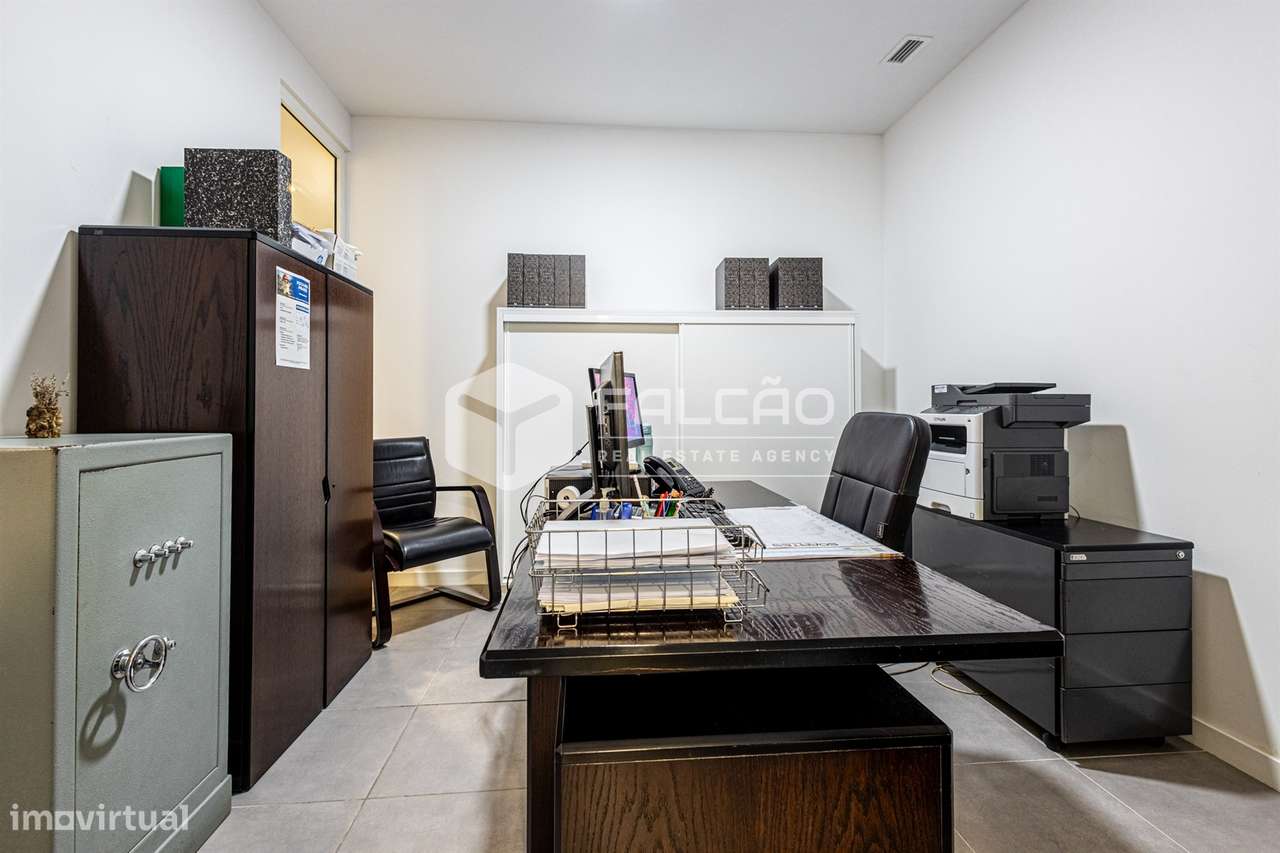 Loja T7 Venda em Santarém (Marvila), Santa Iria da Ribeira de Santarém-10