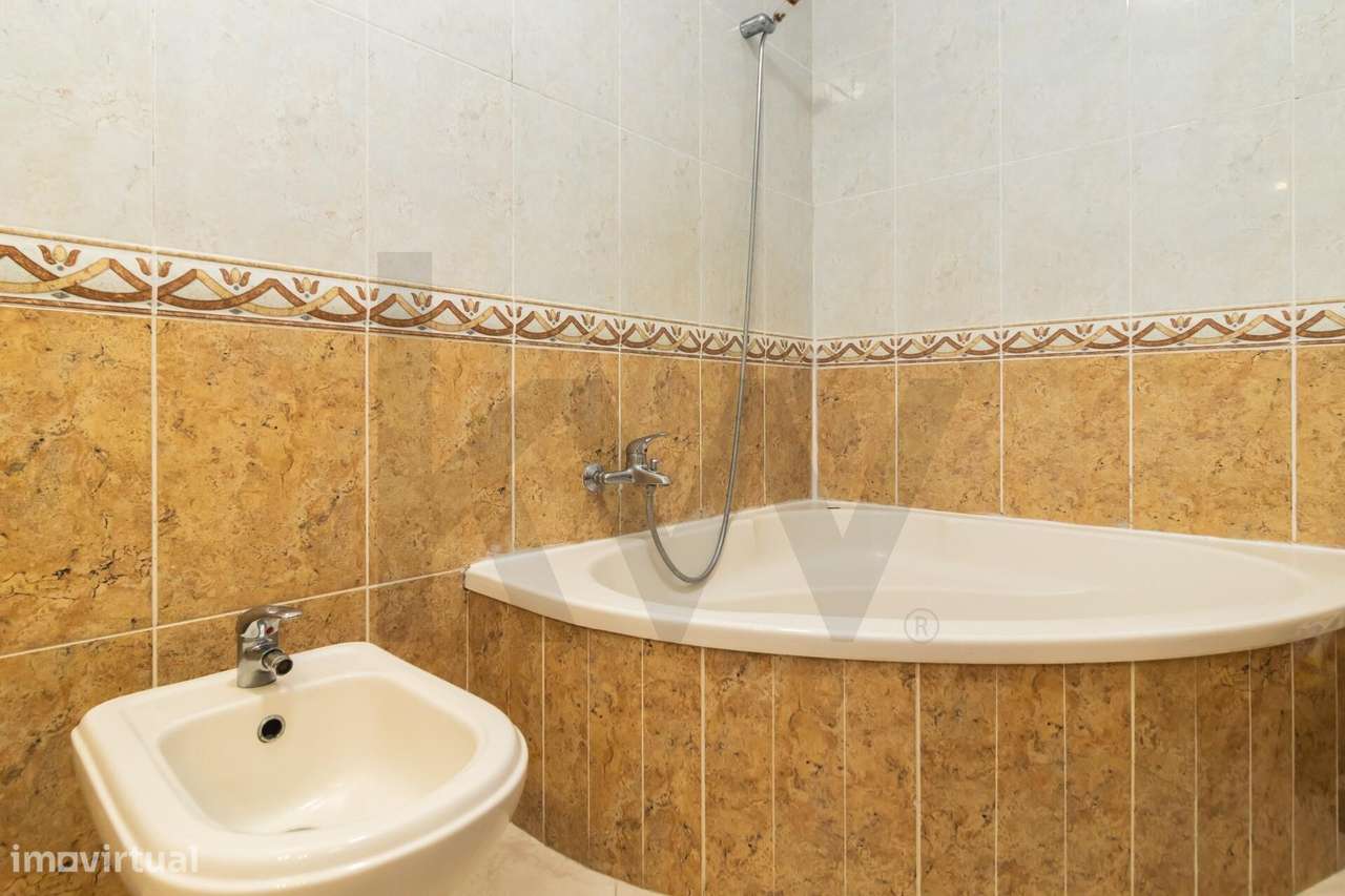 Apartamento T2 no Montijo-17