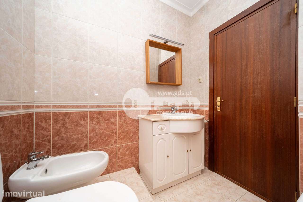 T5 Duplex na Rua Bernardo Sequeira, São Vítor-35