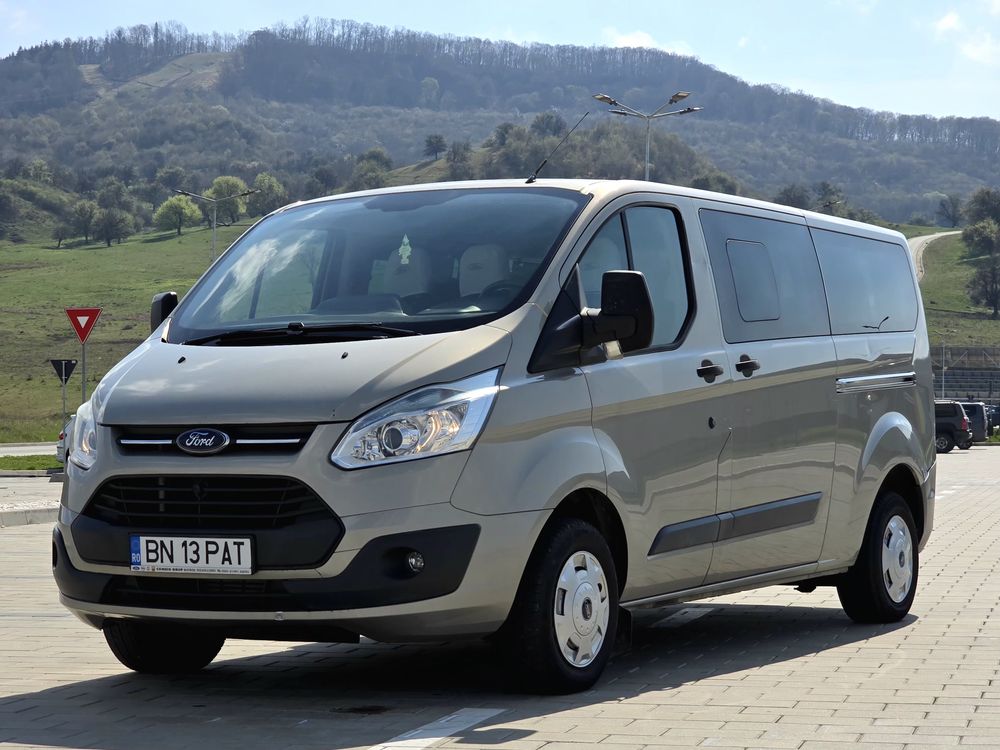 Ford Tourneo Custom 300 L1H1 VA Titanium 2013
