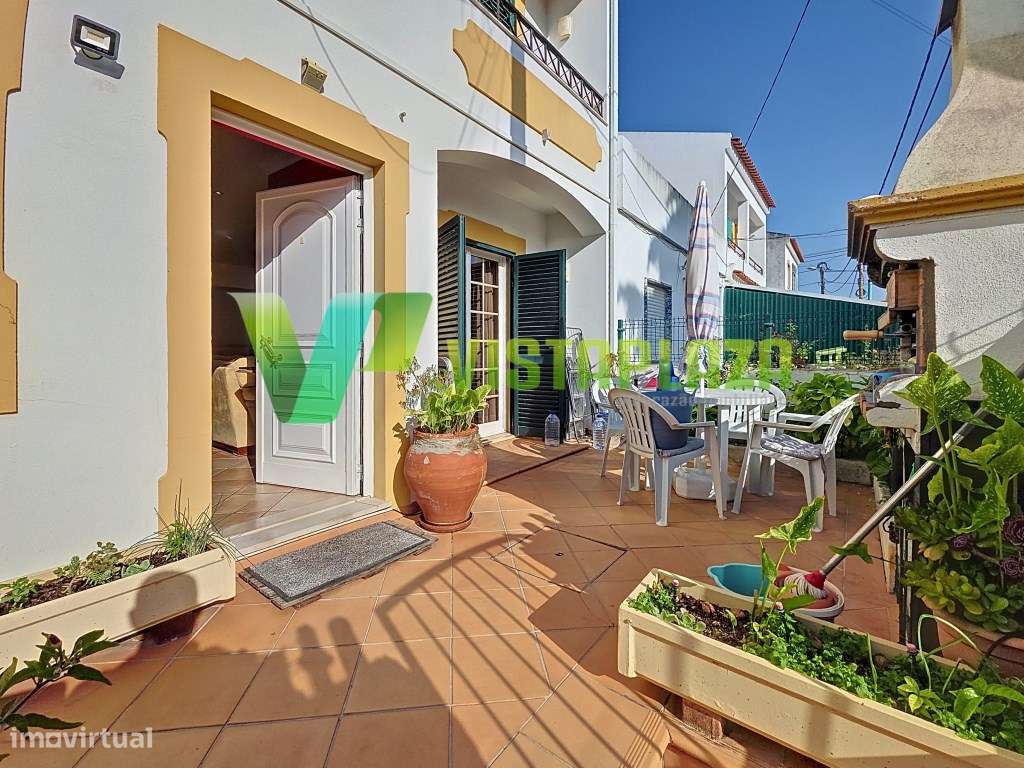 Moradia em Portimão-Ladeira do Vau com Três Quartos, Varanda e Terr... - Grande imagem: 3/25