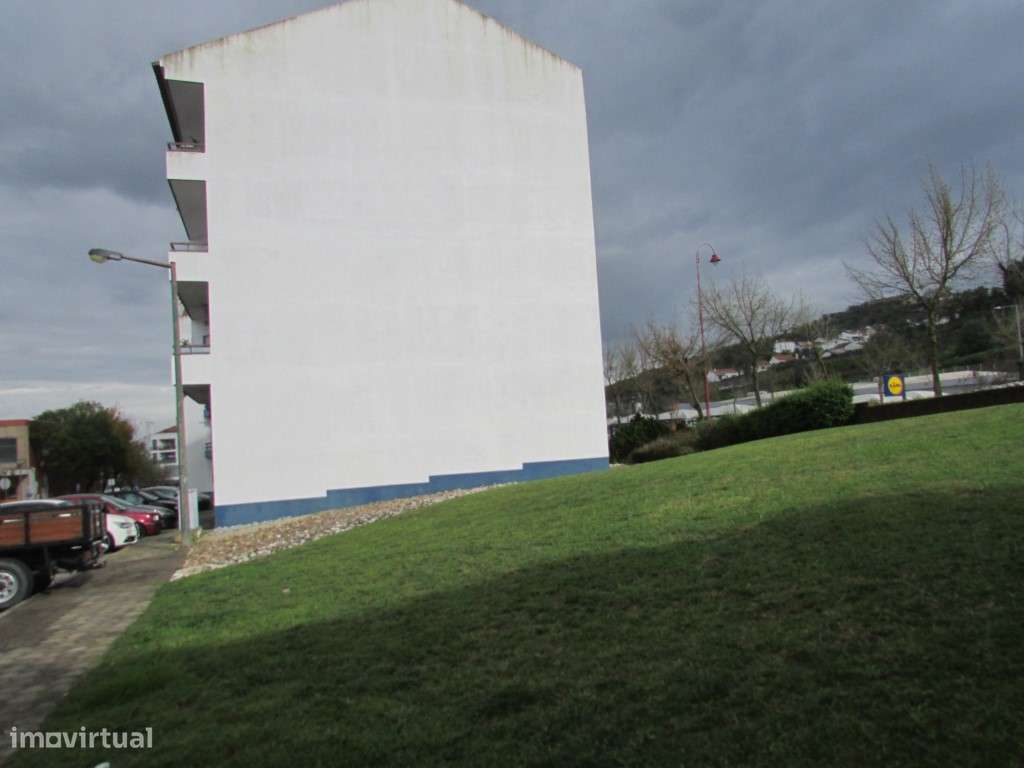 Terreno Urbano com área de 240 m2 - Grande imagem: 5/11