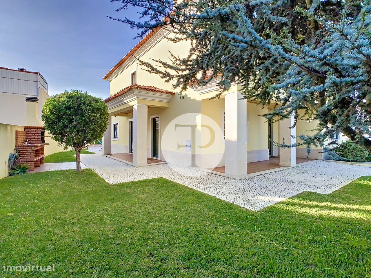 Moradia T5 com piscina no Nadadouro | 408 m² | Lote de 809 m²-53