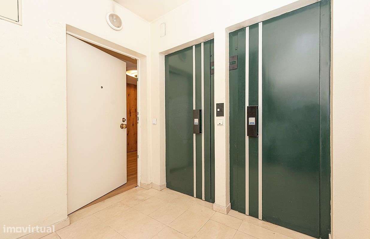 Apartamento T4 para venda - Grande imagem: 3/47