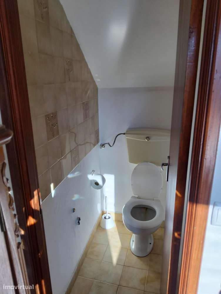 Moradia T2 totalmente Remodelada e Mobilada - Grande imagem: 4/17