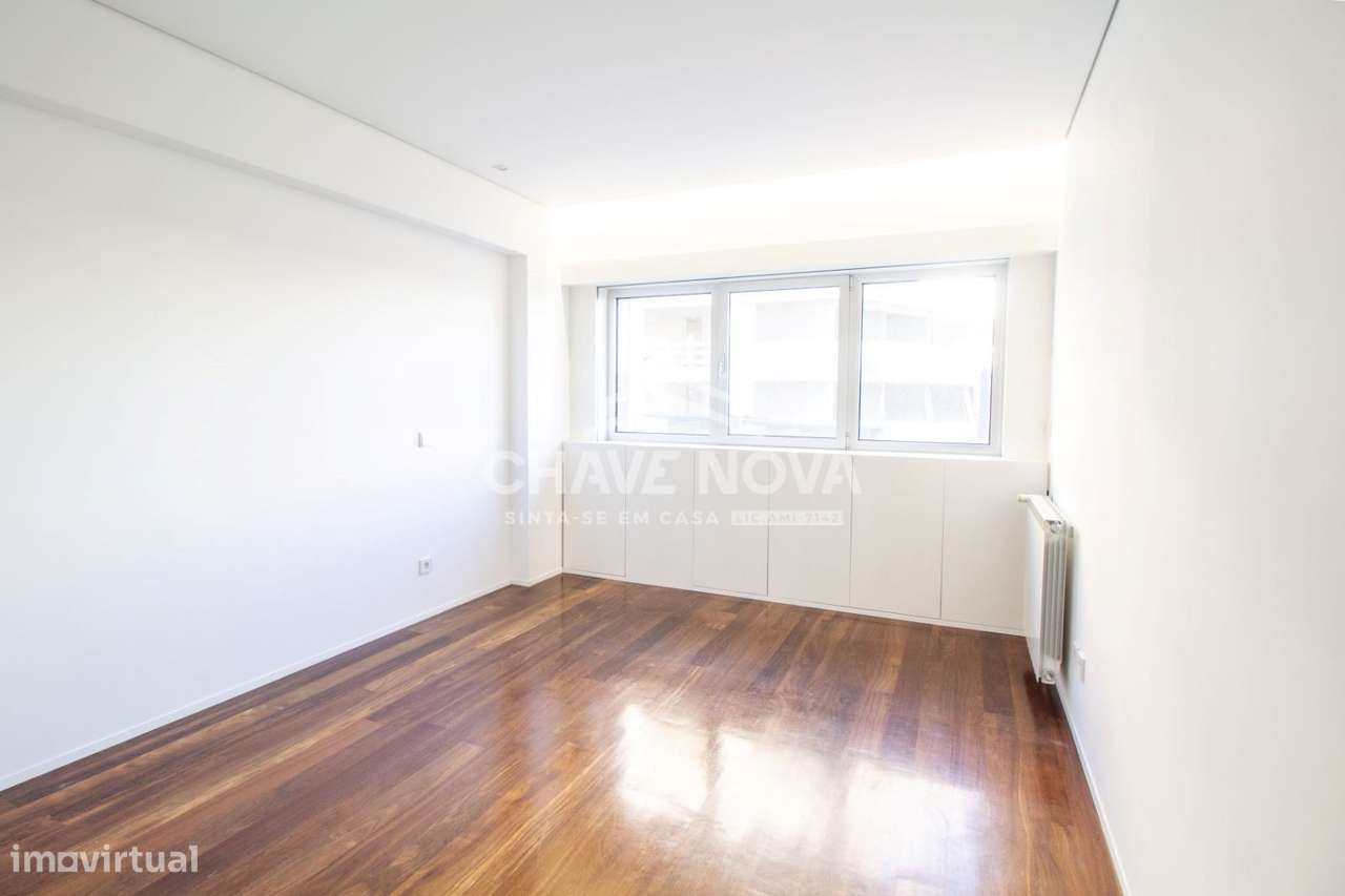 Apartamento T4 de Luxo com Vista Mar – Matosinhos-14
